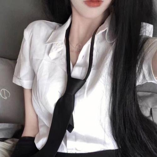 阿德尔曼夫妇